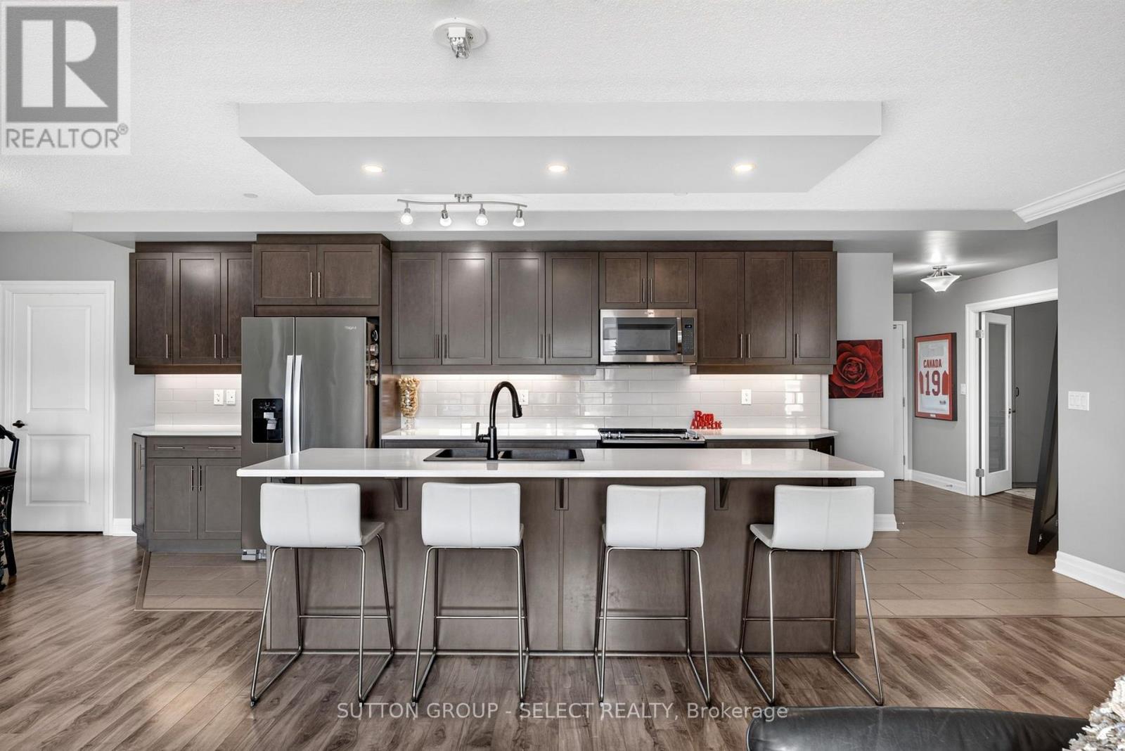 #209 260 VILLAGEWALK BOULEVARD - Image 6