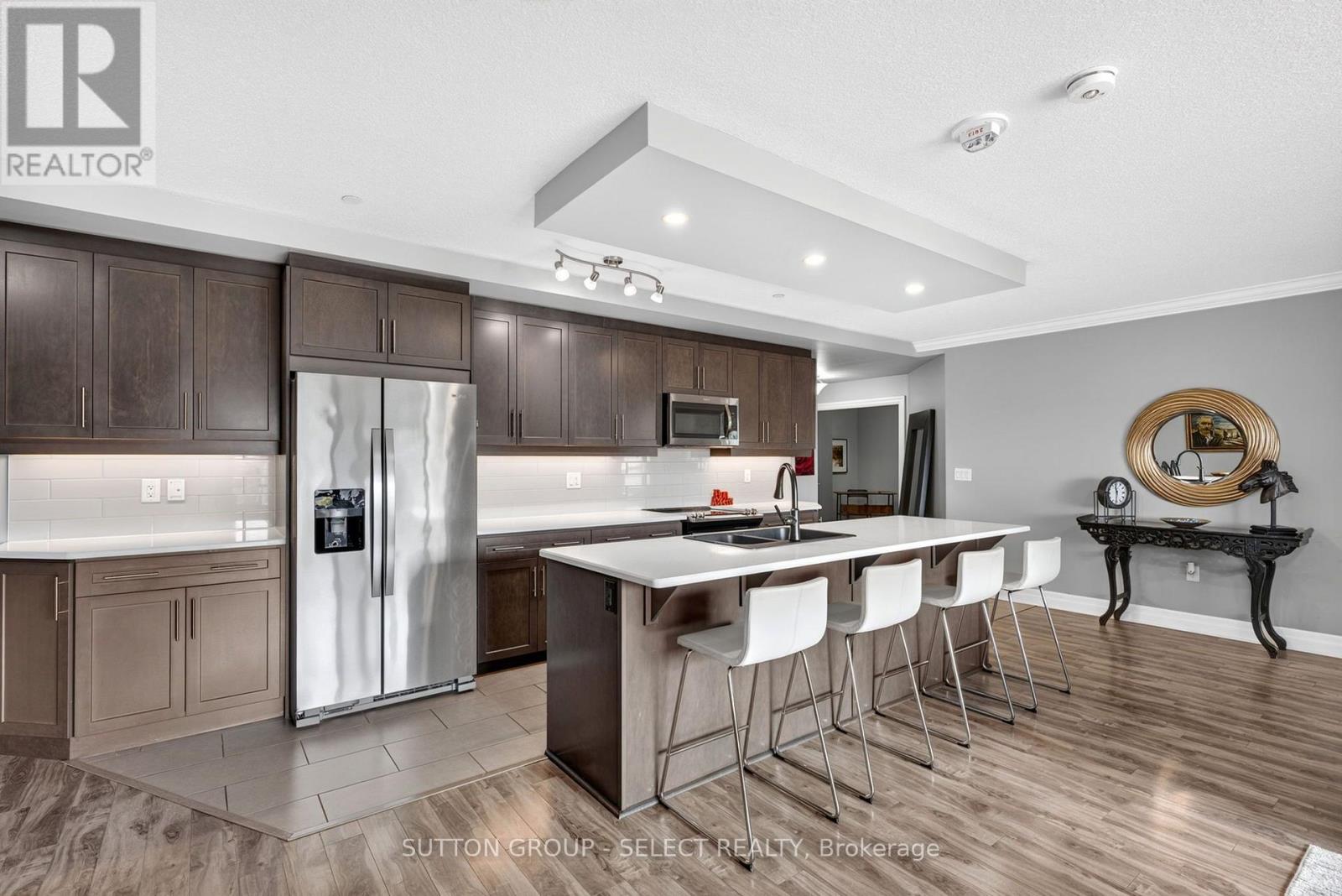 #209 260 VILLAGEWALK BOULEVARD - Image 7