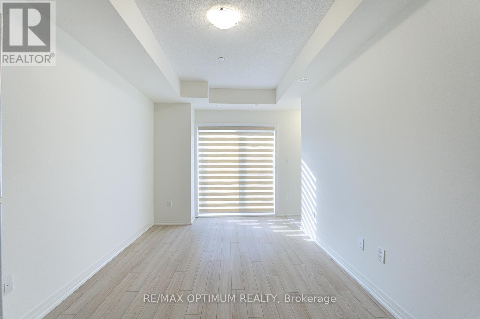 #4 235 MCLEVIN AVENUE - 10