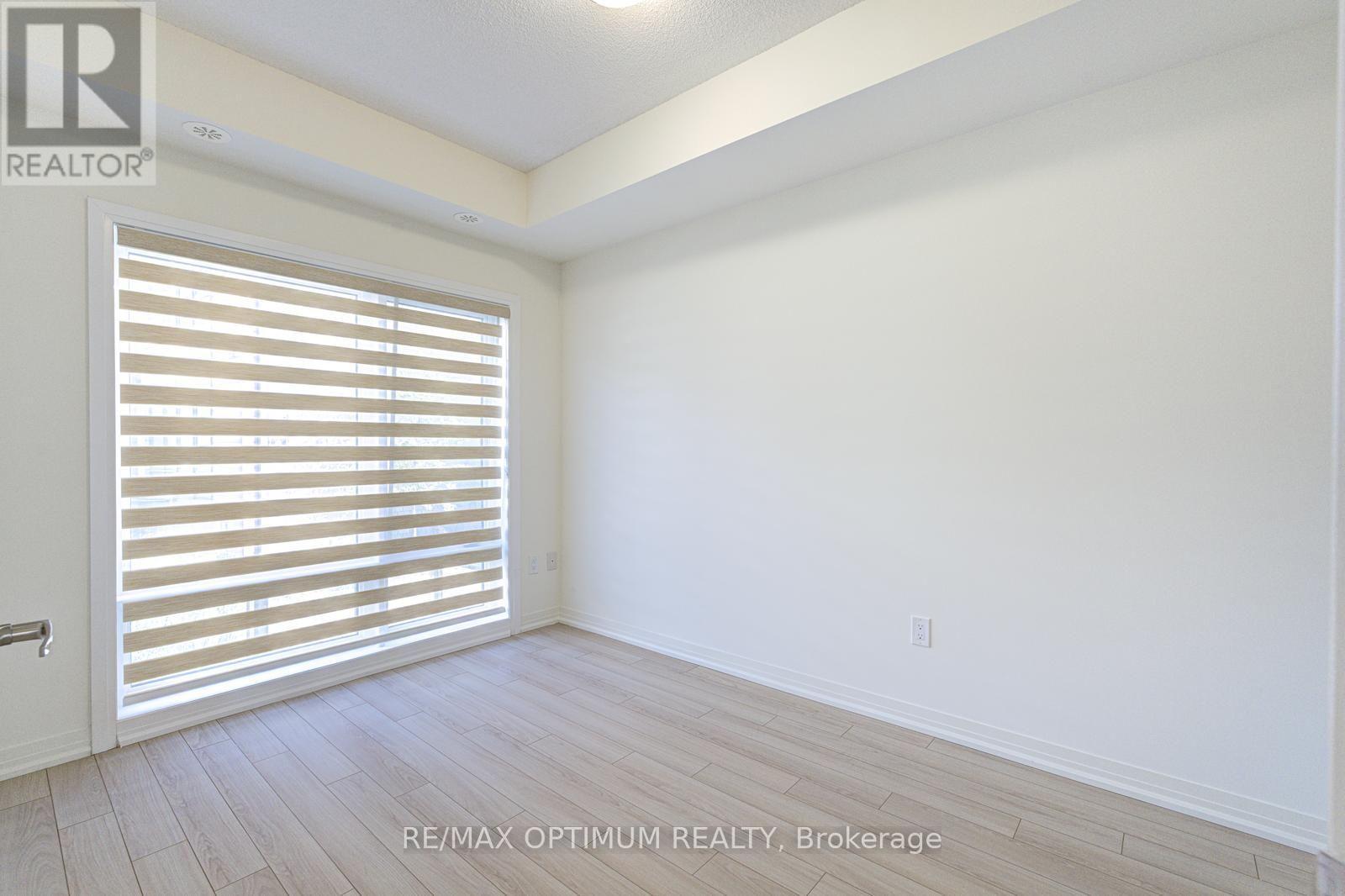 #4 235 MCLEVIN AVENUE - 17
