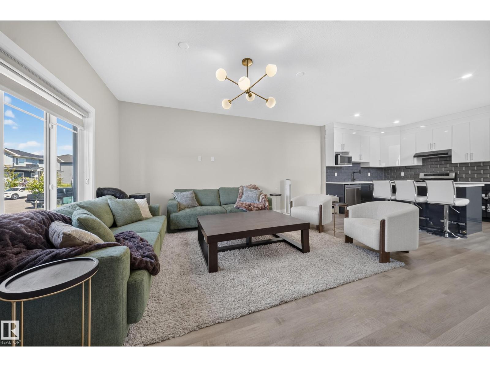 4301 38 st - 26