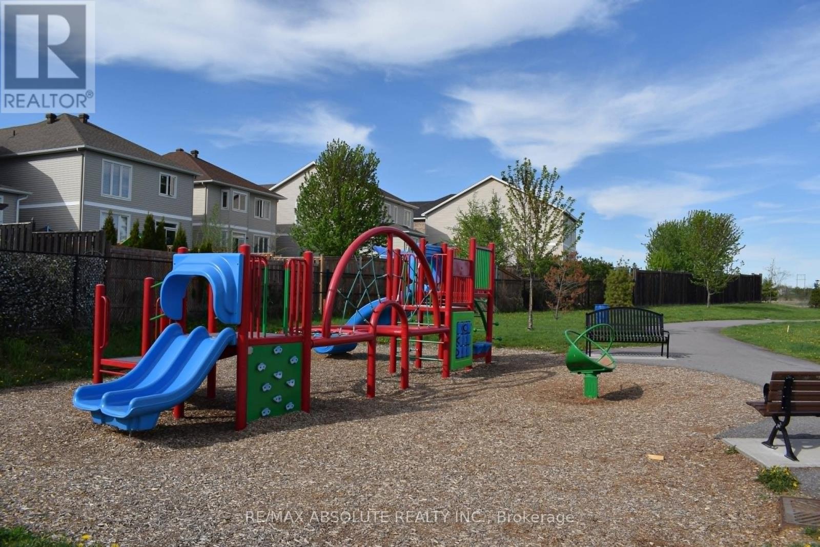185 DESMOND TRUDEAU DRIVE - Image 32
