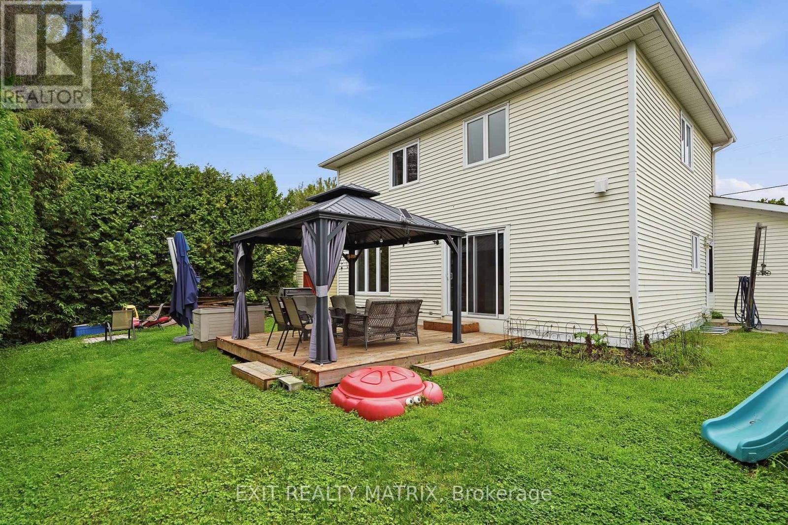 47 ISABELLE STREET - Image 35