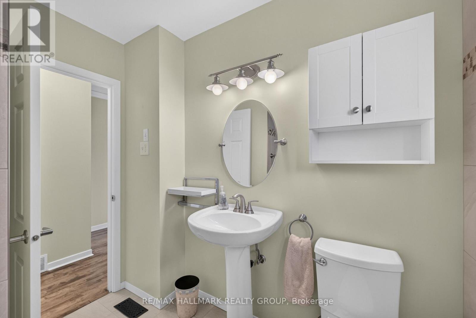 1143 GATEWAY ROAD - 23