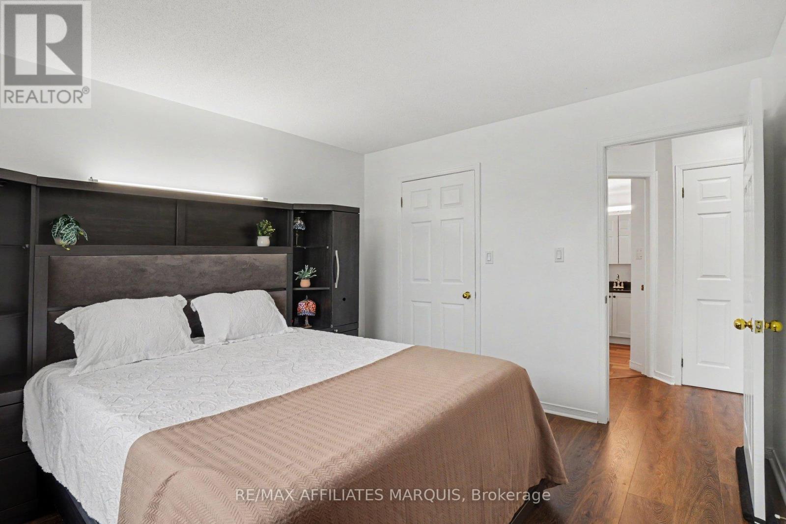 #115 40 PEARL STREET - Image 12