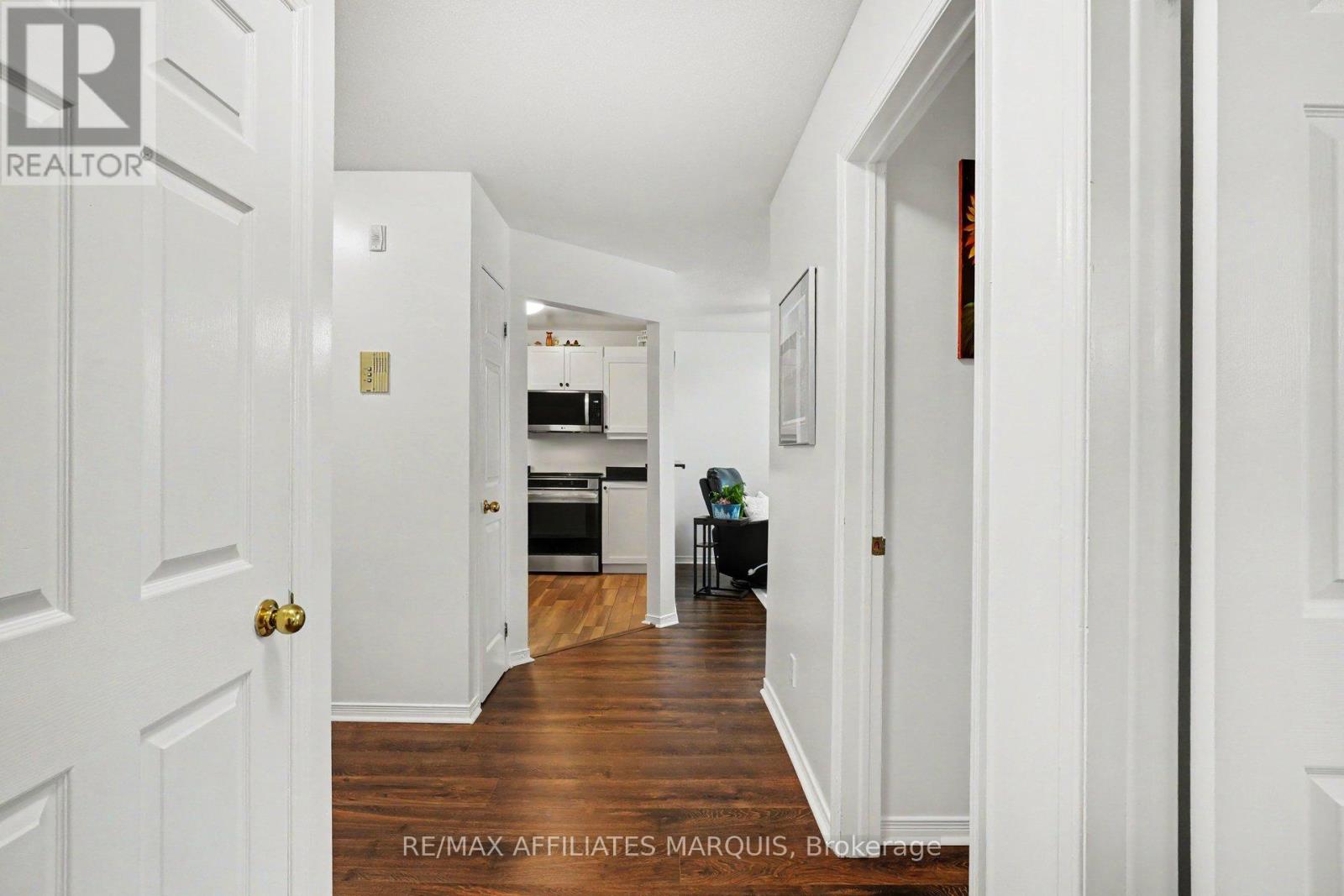 #115 40 PEARL STREET - Image 18