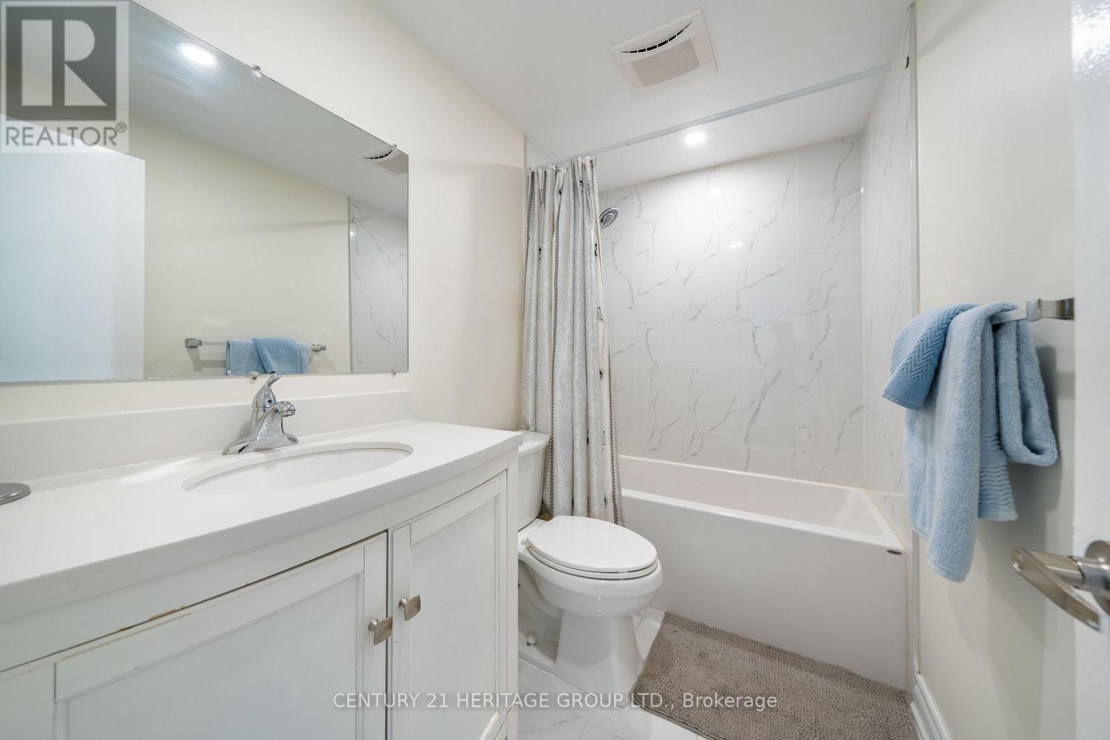 38 KITSILANO CRESCENT - 10