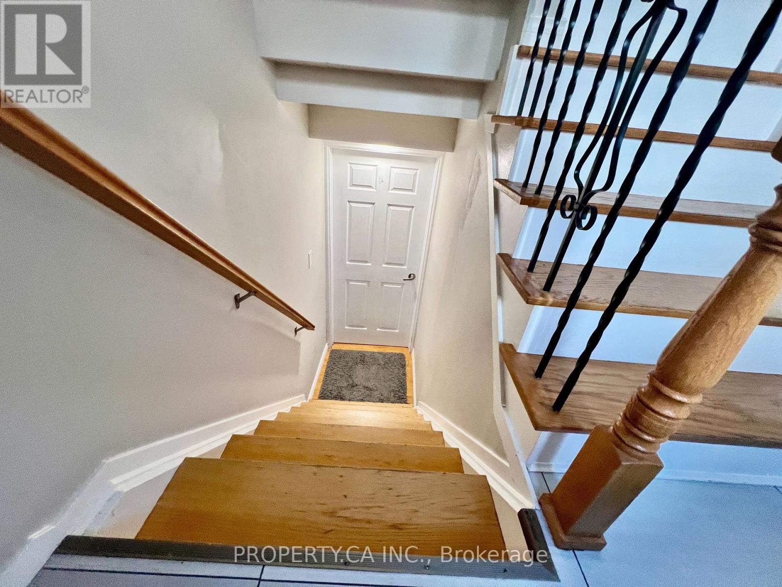 Listing photo of LOWER - 205 TALBOT CRESCENT