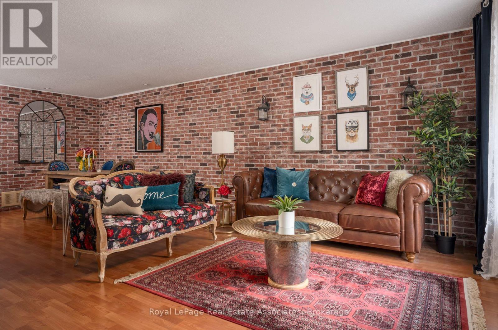2727 BUCKLEPOST CRESCENT - 8