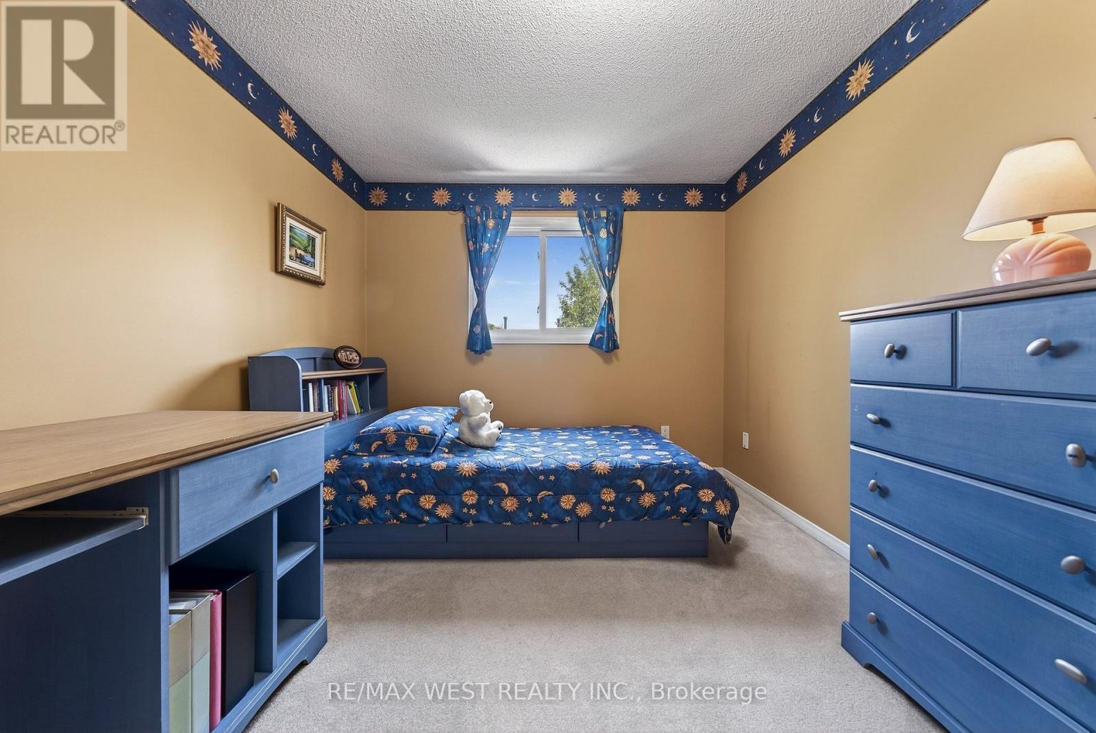 88 PALOMINO DRIVE - 31