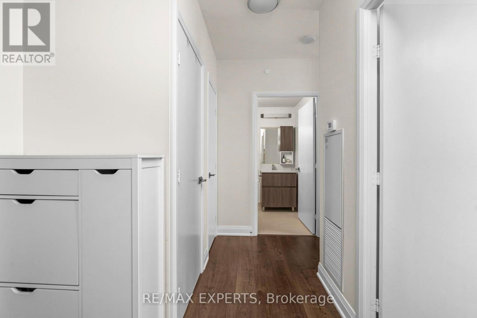 #1905 36 PARK LAWN ROAD - 5