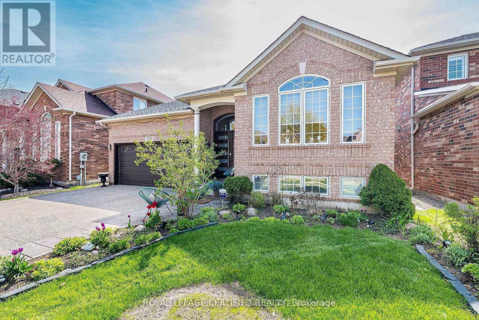 2368 FOXHOLE CIRCLE - Image 3