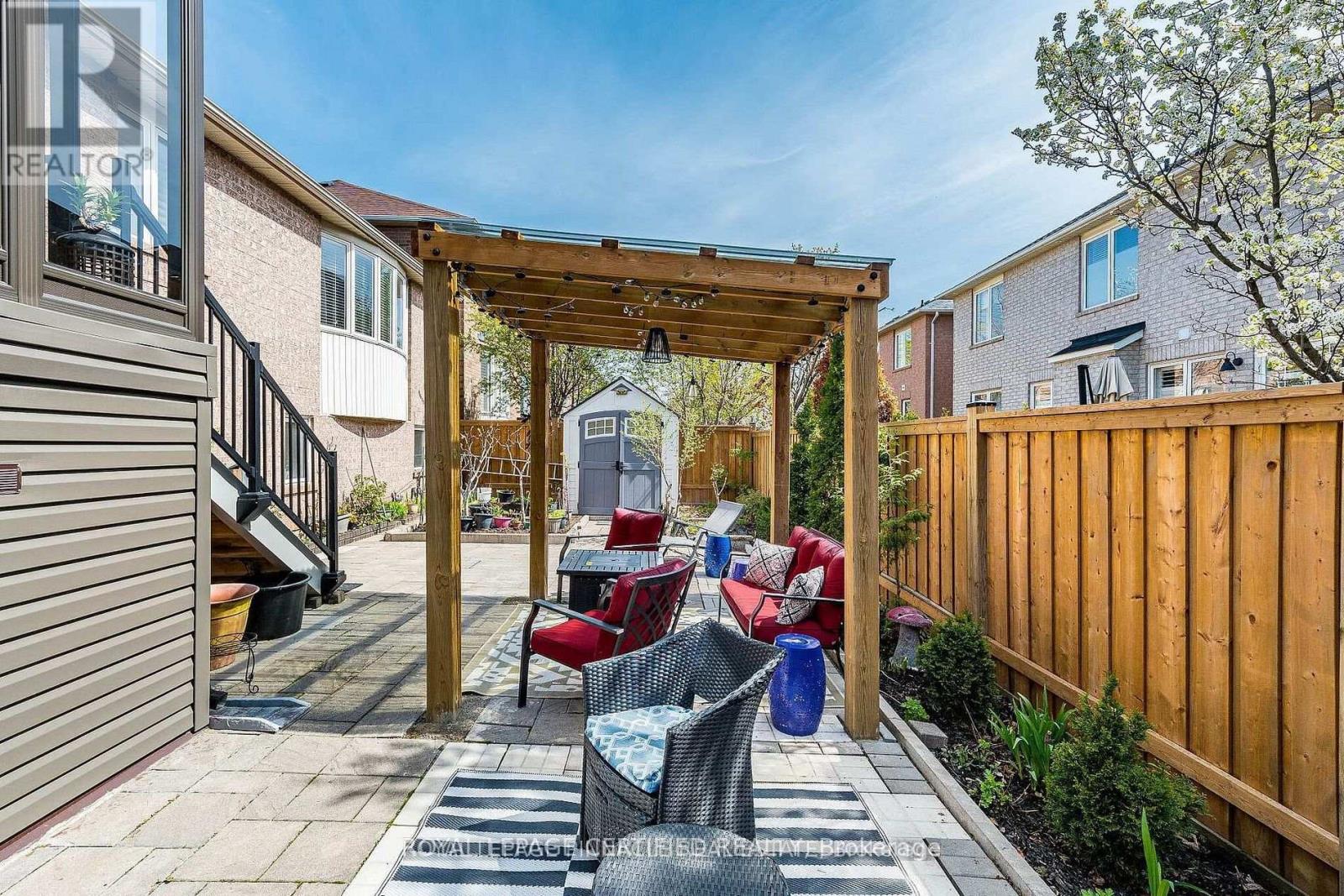 2368 FOXHOLE CIRCLE - 40