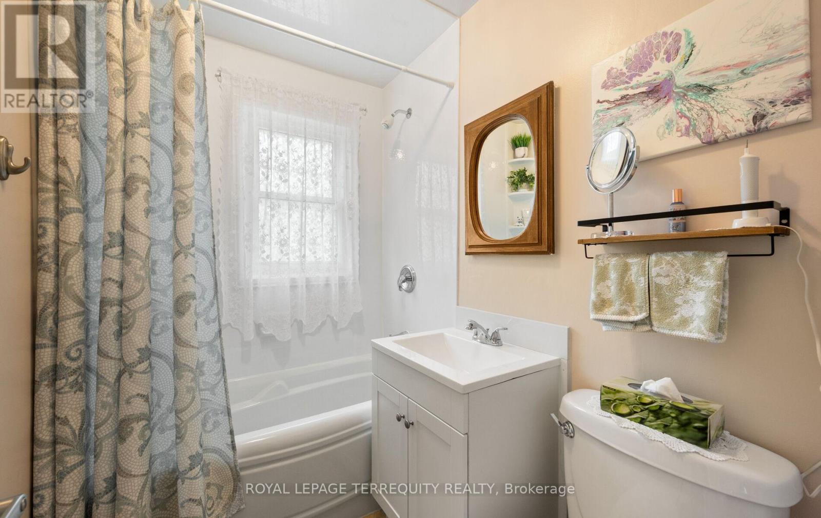 33 ROGERS ROAD - Image 29