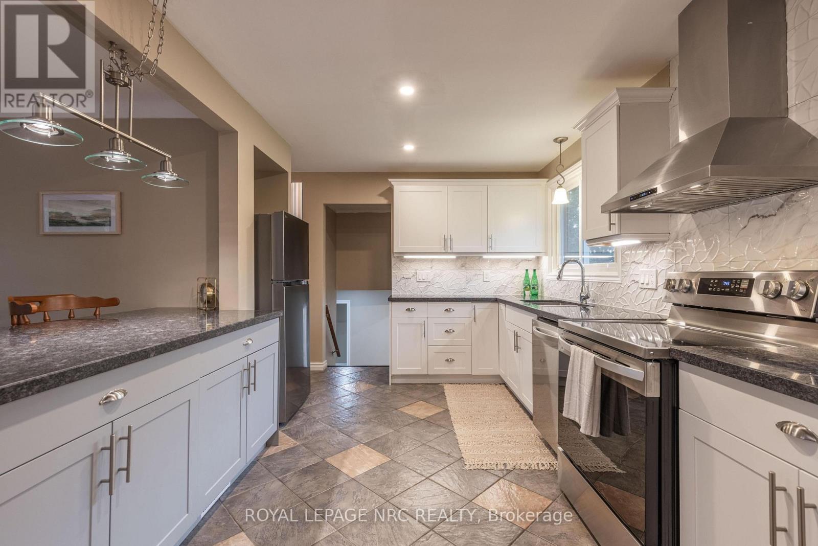 2432 PORT ROBINSON ROAD - Image 11
