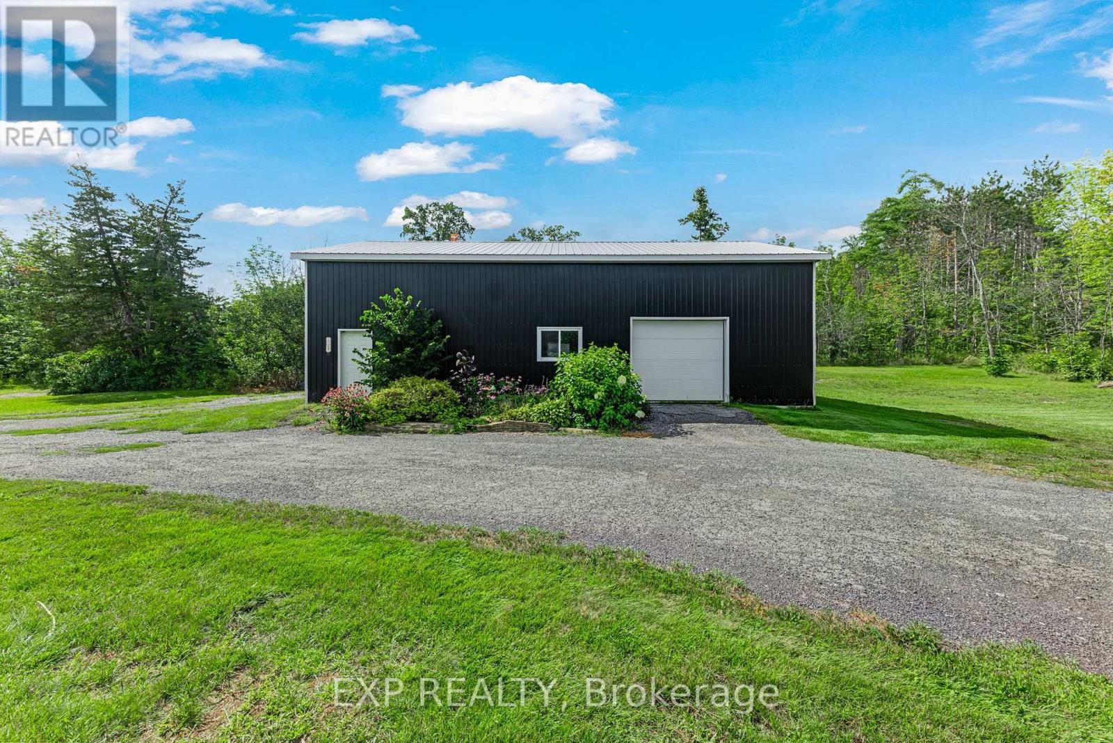 6608 HIGHWAY 28 - 39