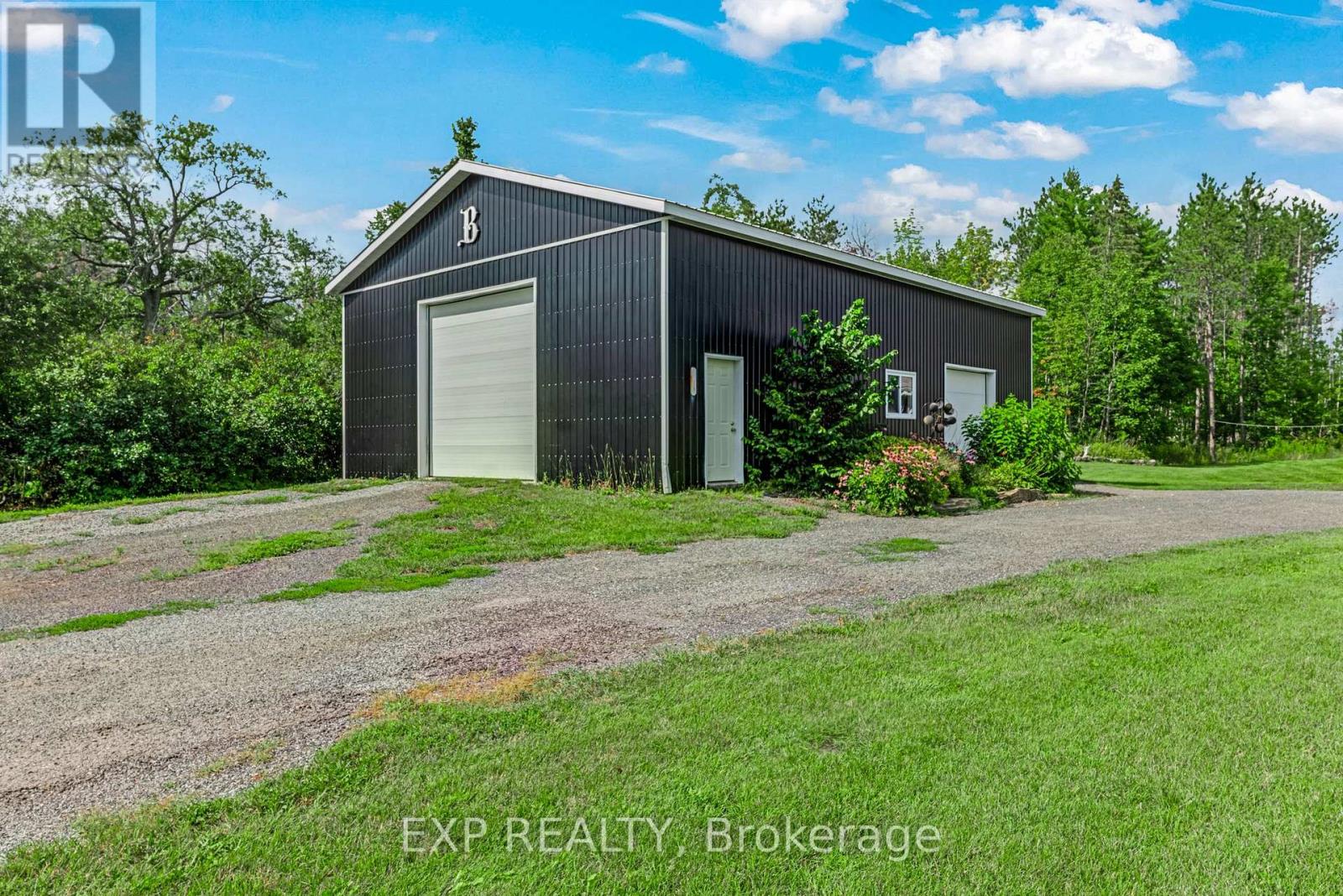 6608 HIGHWAY 28 - Image 40