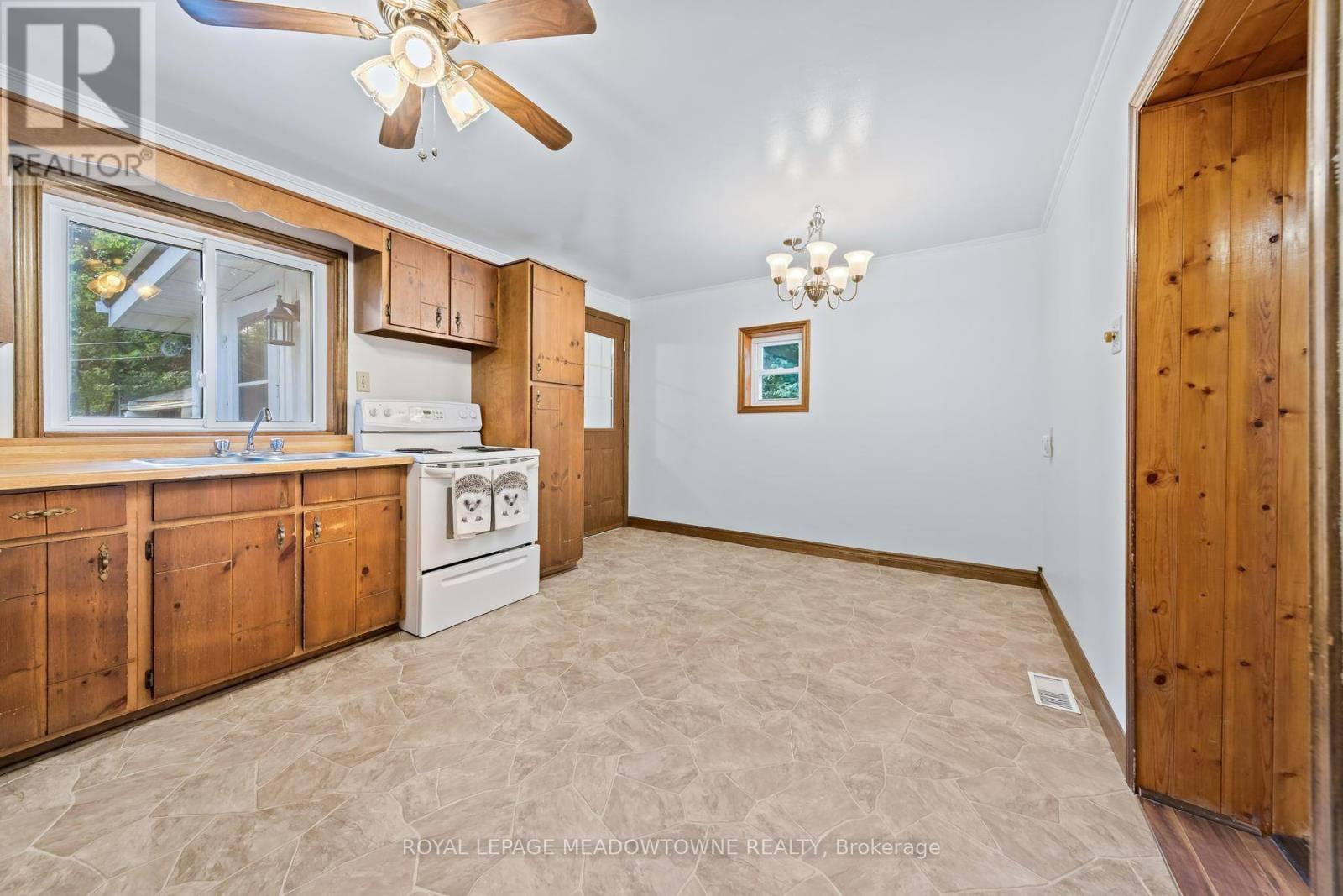 22025 ERIN EAST GARAFRAX TOWNLINE - 6