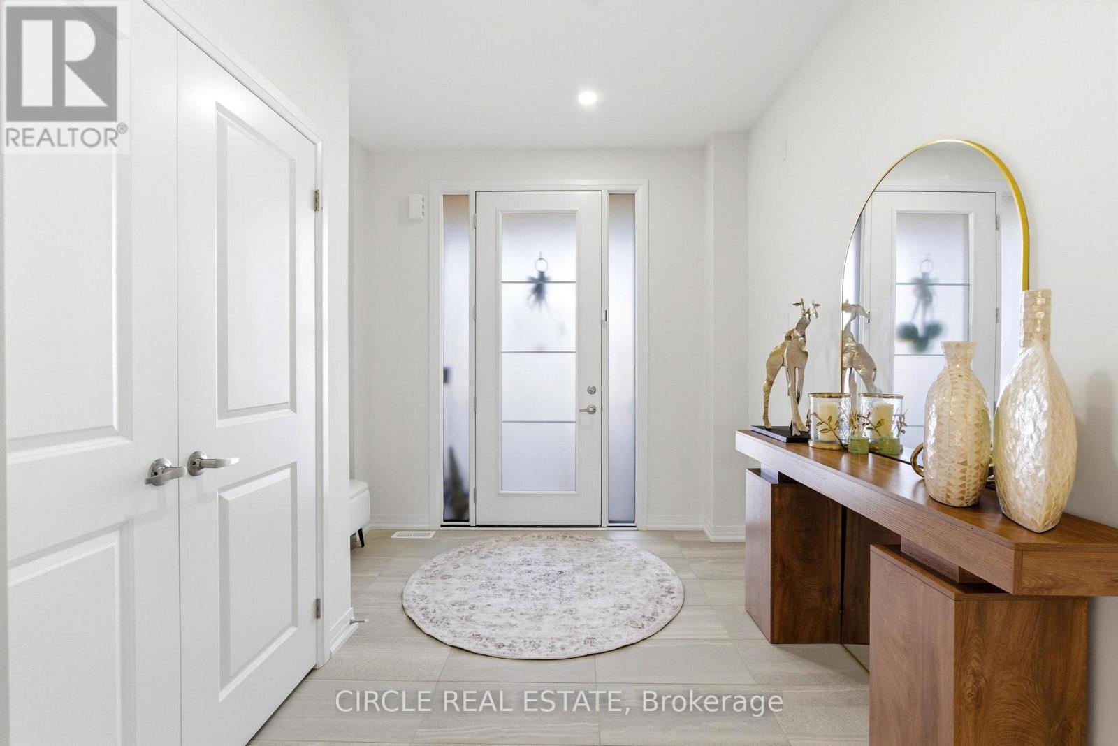 56 LANGRIDGE WAY — photo 3