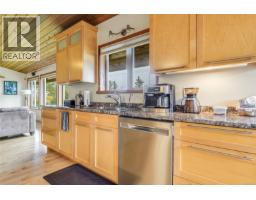 3910 Island Hwy S, Campbell River, BC V9H1M1 Photo 12