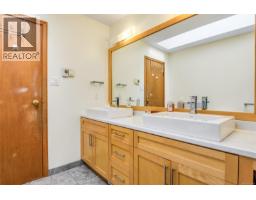 3910 Island Hwy S, Campbell River, BC V9H1M1 Photo 21