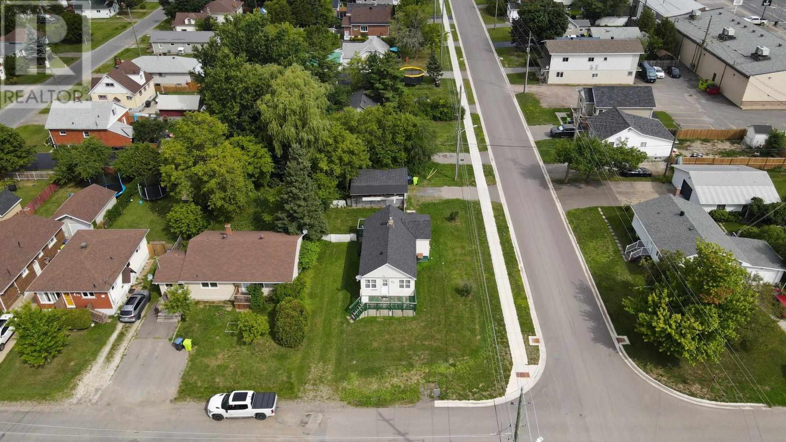 16 Stevens ST - Image 12