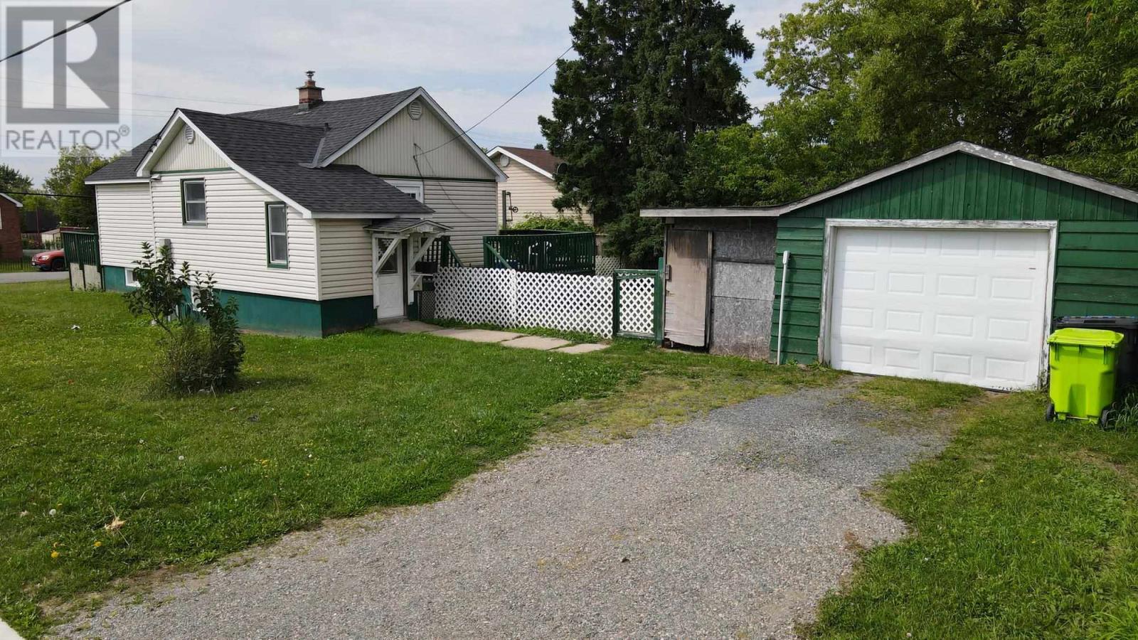 16 Stevens ST - Image 6