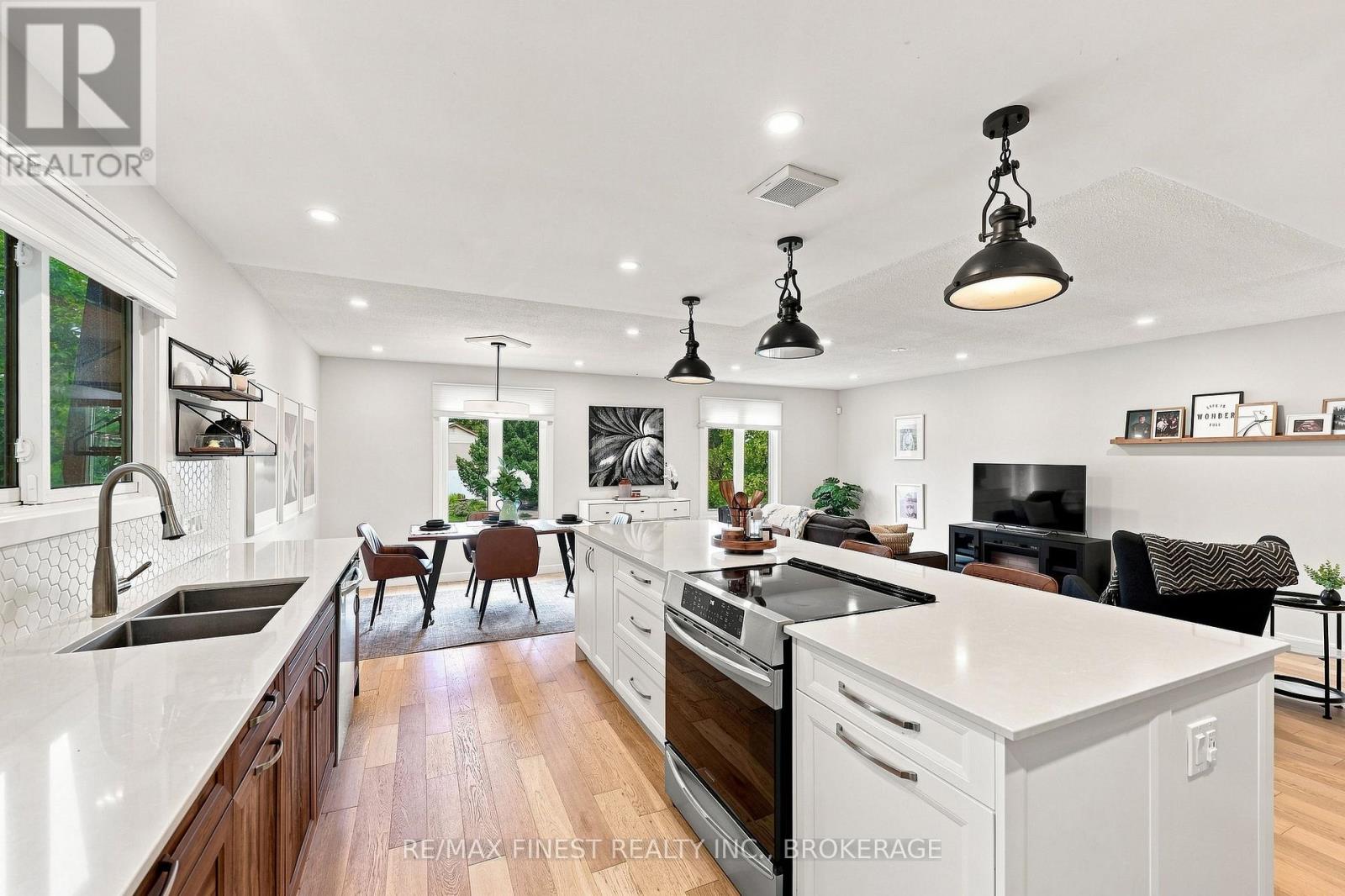907 PEMBRIDGE CRESCENT - Image 11