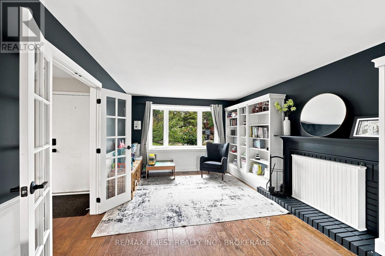 907 PEMBRIDGE CRESCENT - Image 6