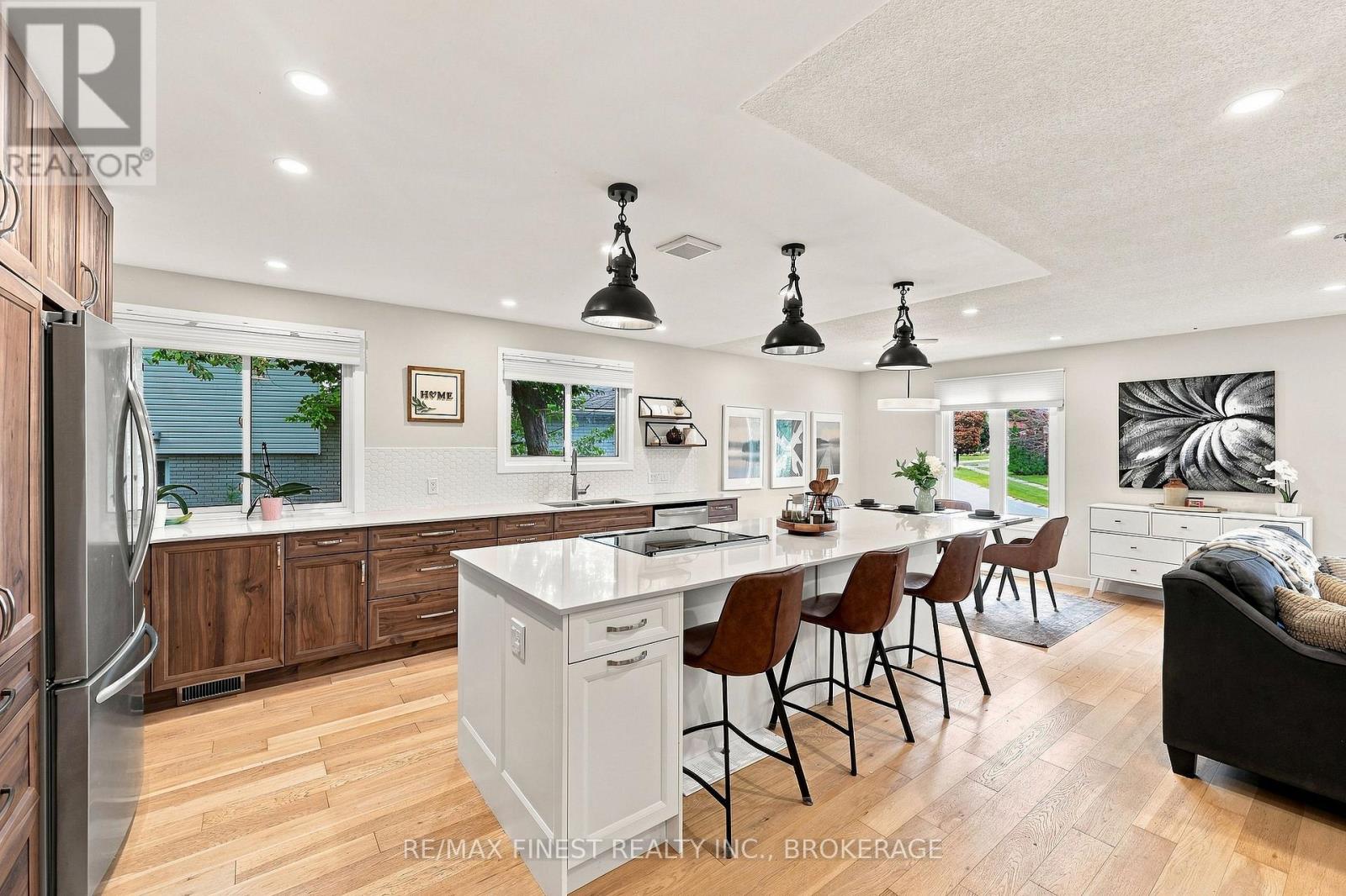 907 PEMBRIDGE CRESCENT - Image 9
