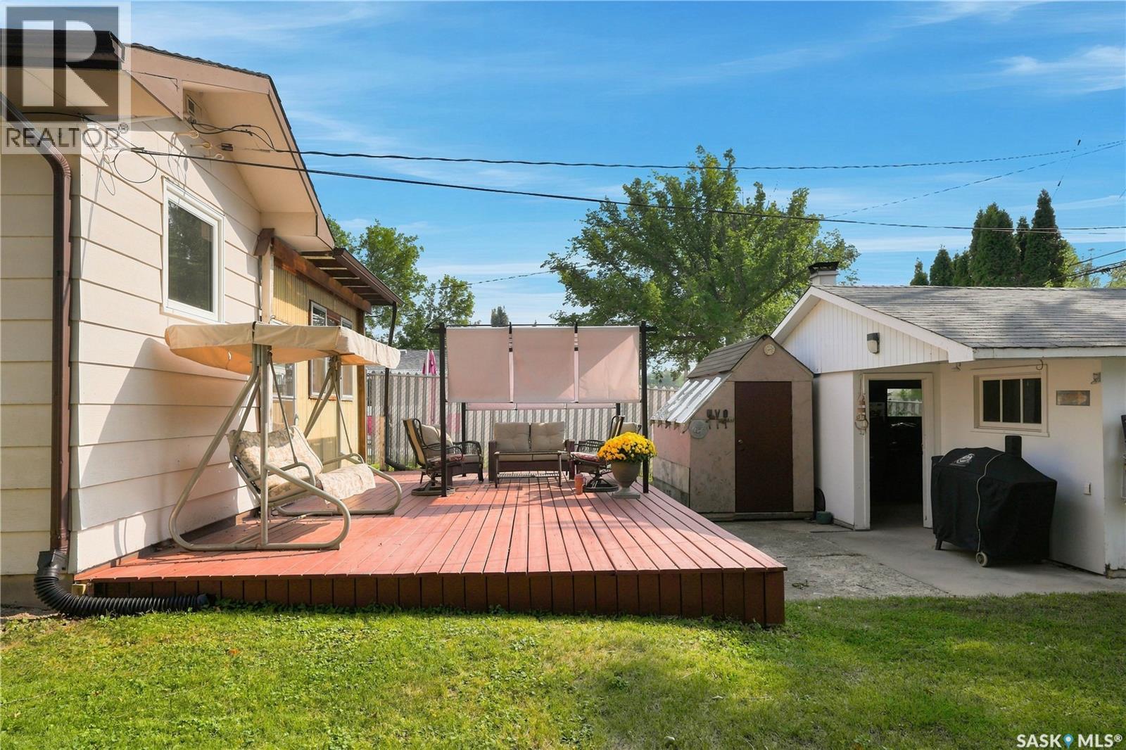 1810 Cairns AVENUE - 48