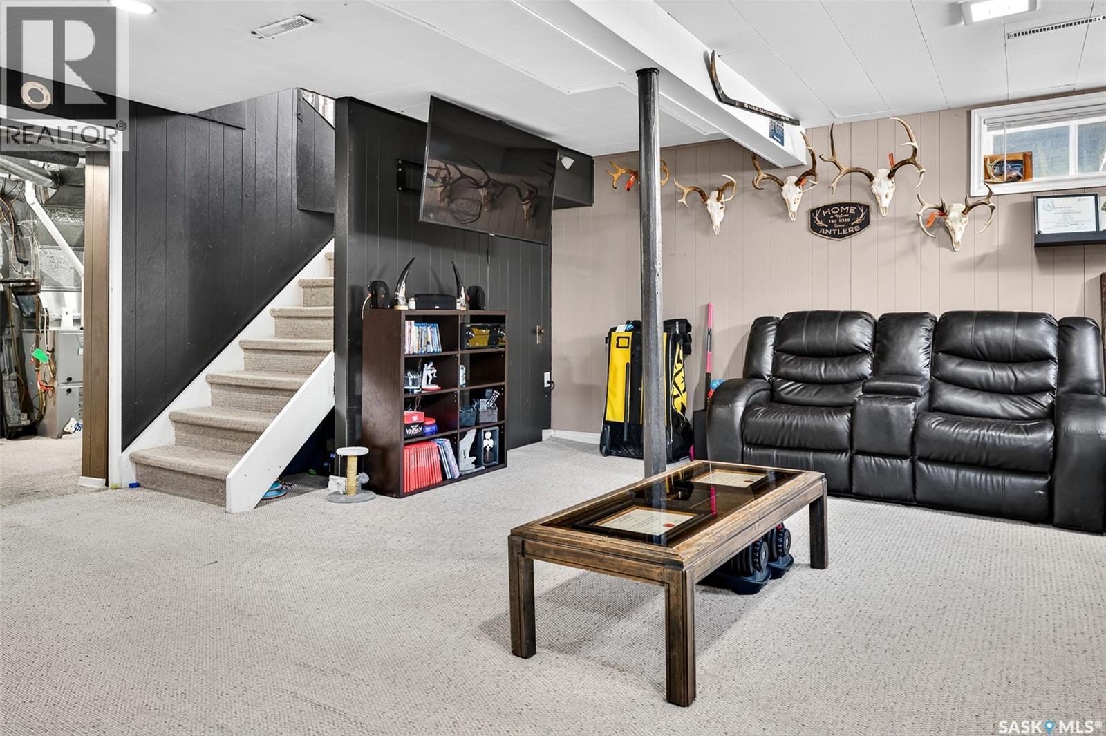 529 Athabasca STREET W - 30