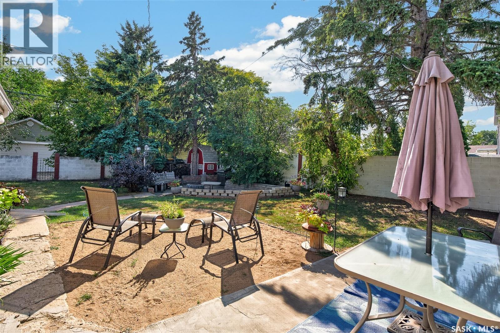 529 Athabasca STREET W - Image 39