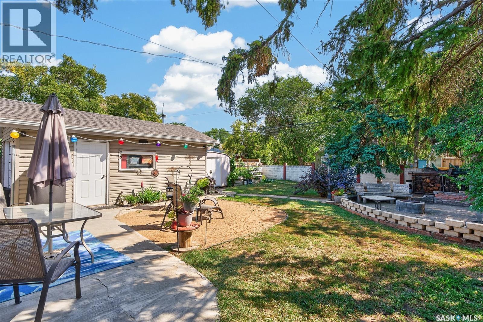 529 Athabasca STREET W - Image 41