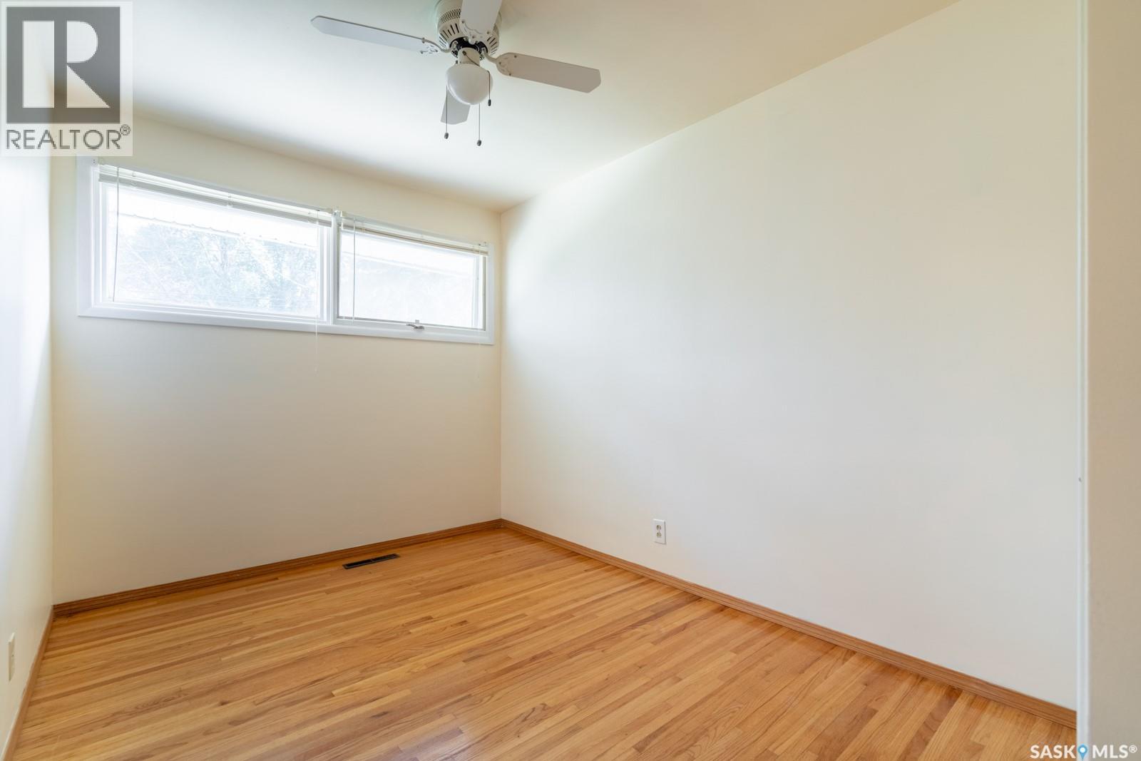 237 Orchard CRESCENT - Image 14