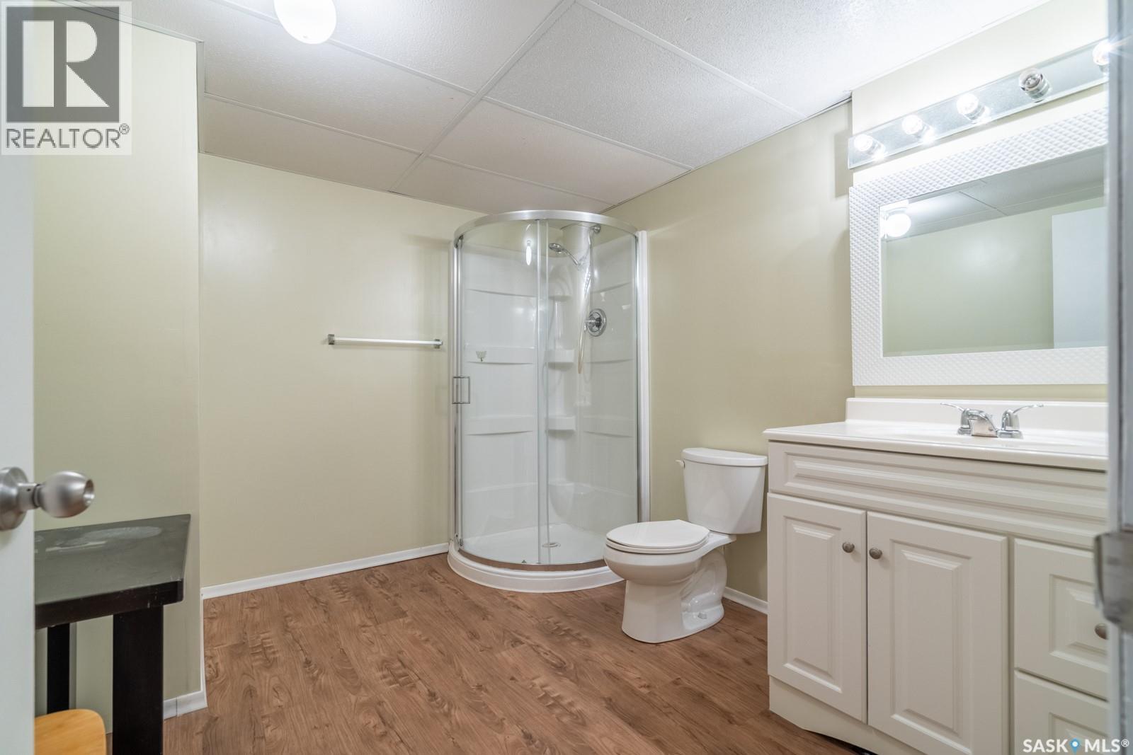 237 Orchard CRESCENT - 20