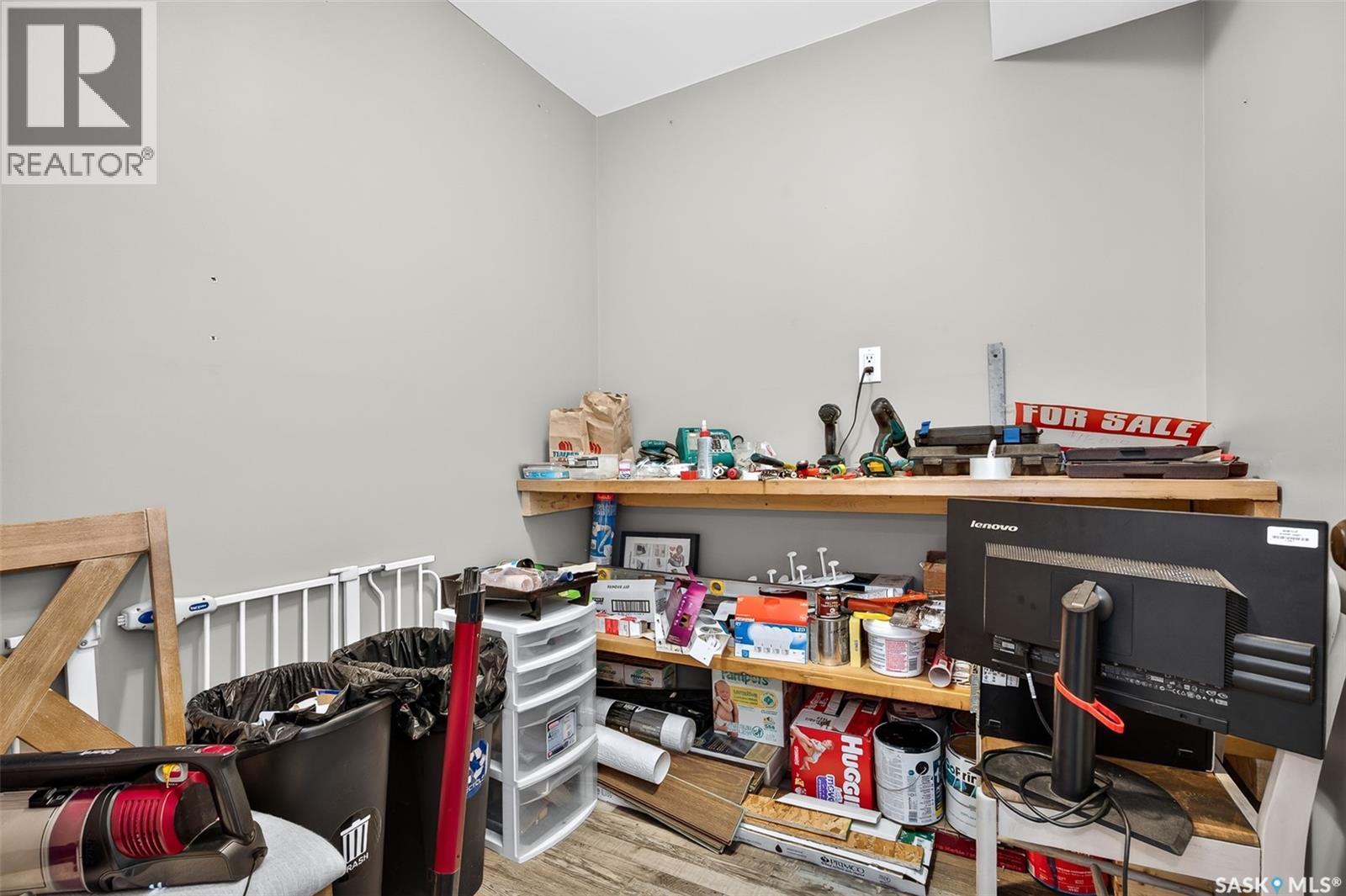 1214 Grandview STREET W - 38