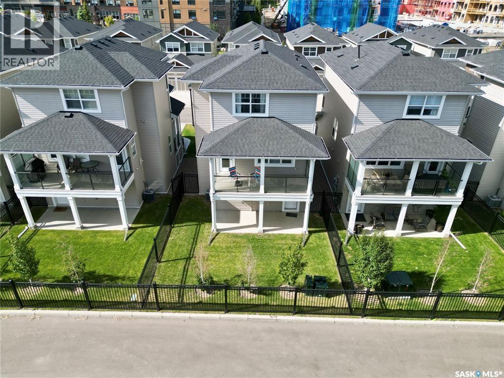#128 315 Dickson CRESCENT - Image 6