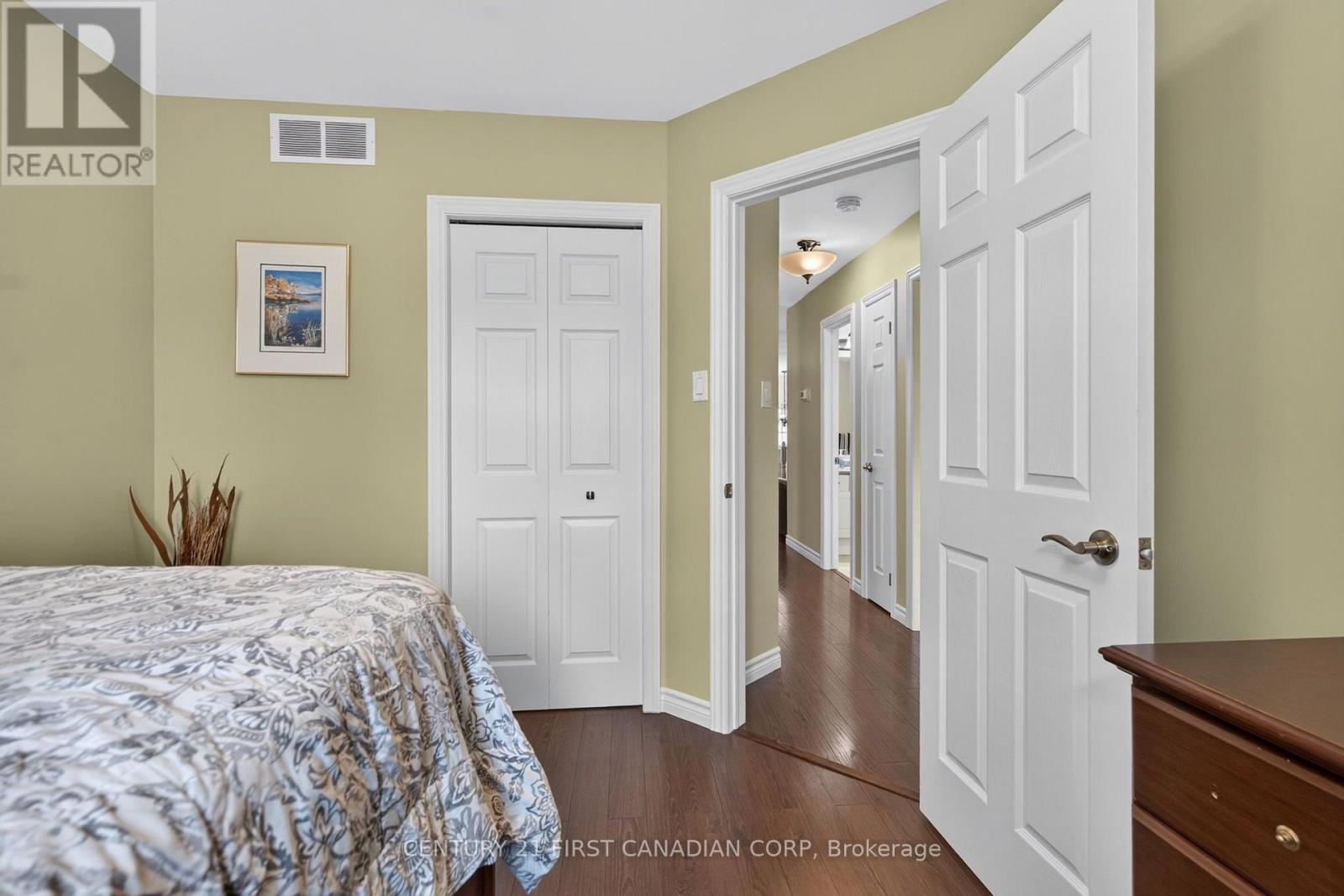 1354 ASPENRIDGE CRESCENT - 21