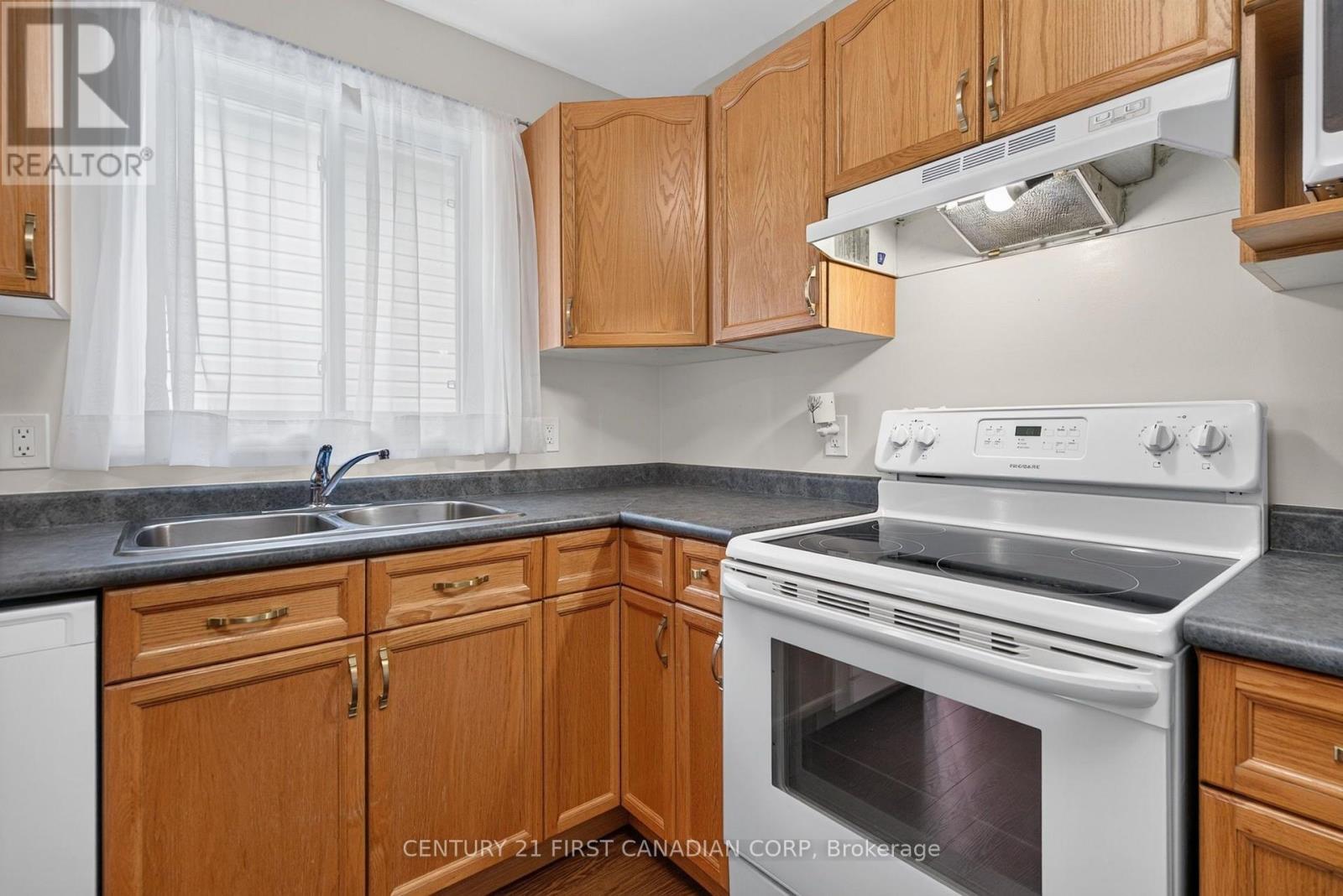1354 ASPENRIDGE CRESCENT - 9