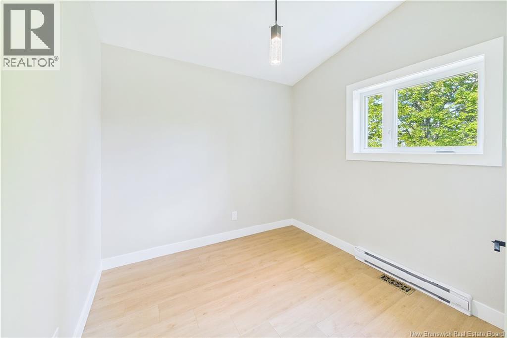 3 Thomson Drive - Image 24