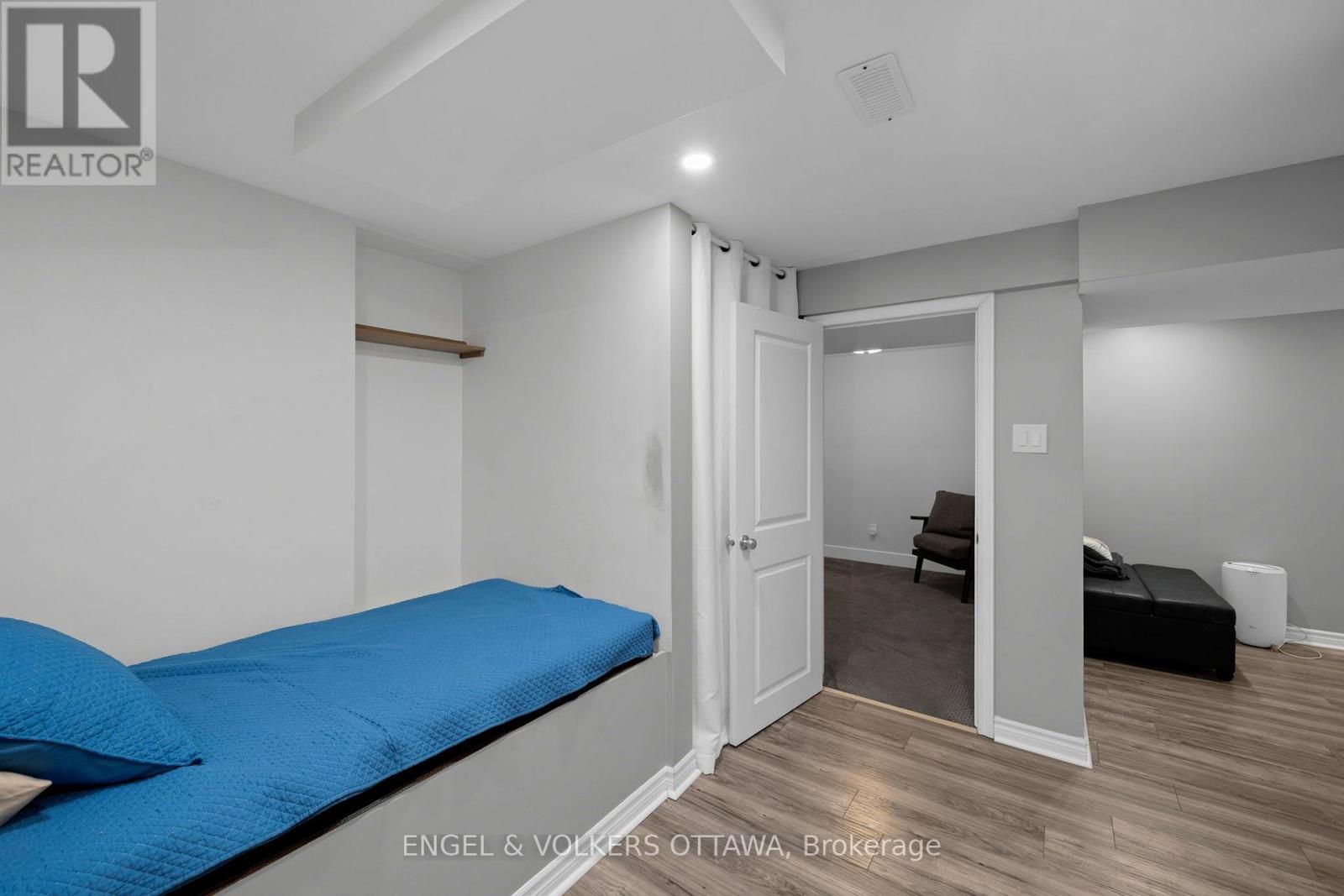 538 SILVERBELL CRESCENT - Image 22