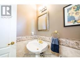 880 Castlegrove Avenue, Oshawa, ON L1J7Y4 Photo 15