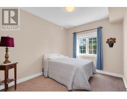 302 - 43 Ferndale Drive S, Barrie, ON L4N5W6 Photo 9
