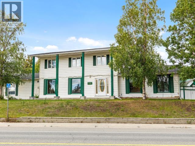 1201 HICKORY STREET - 1
