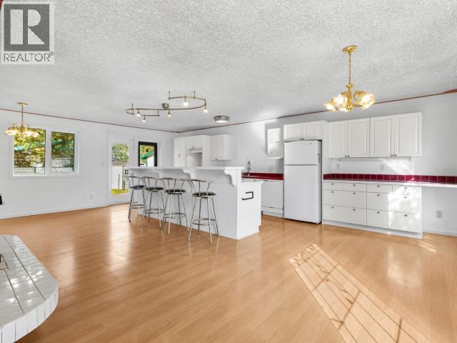 1201 HICKORY STREET - Image 11