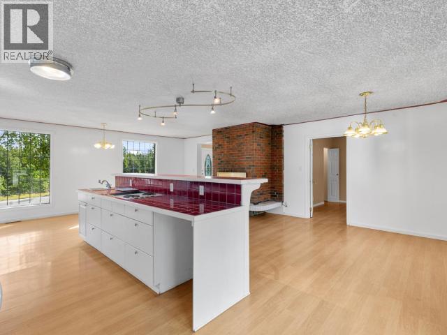 1201 HICKORY STREET - Image 14