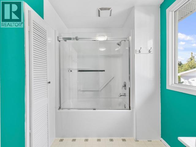1201 HICKORY STREET - 22