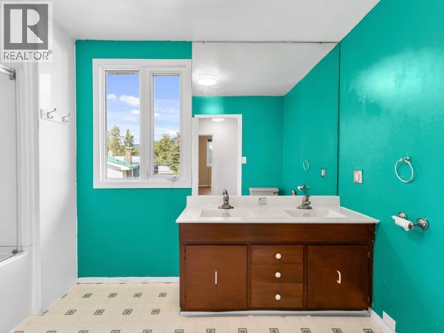 1201 HICKORY STREET - Image 23