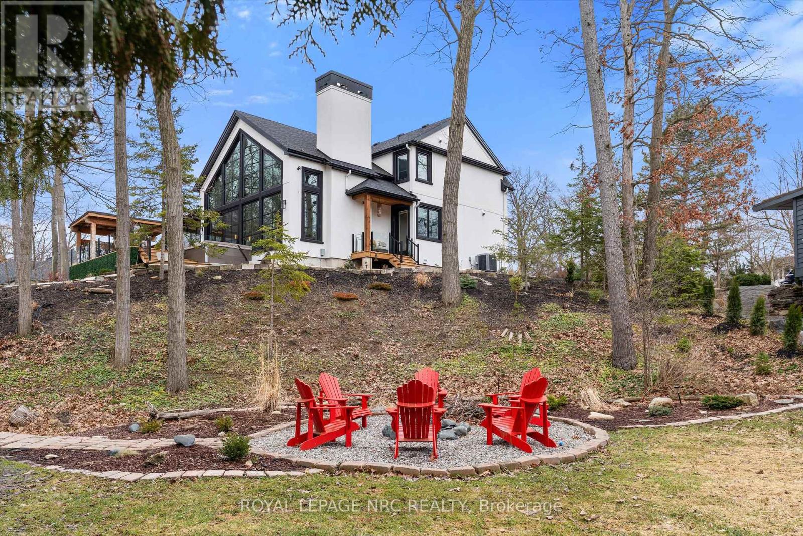 1 BRIARFIELD CRESCENT - 41